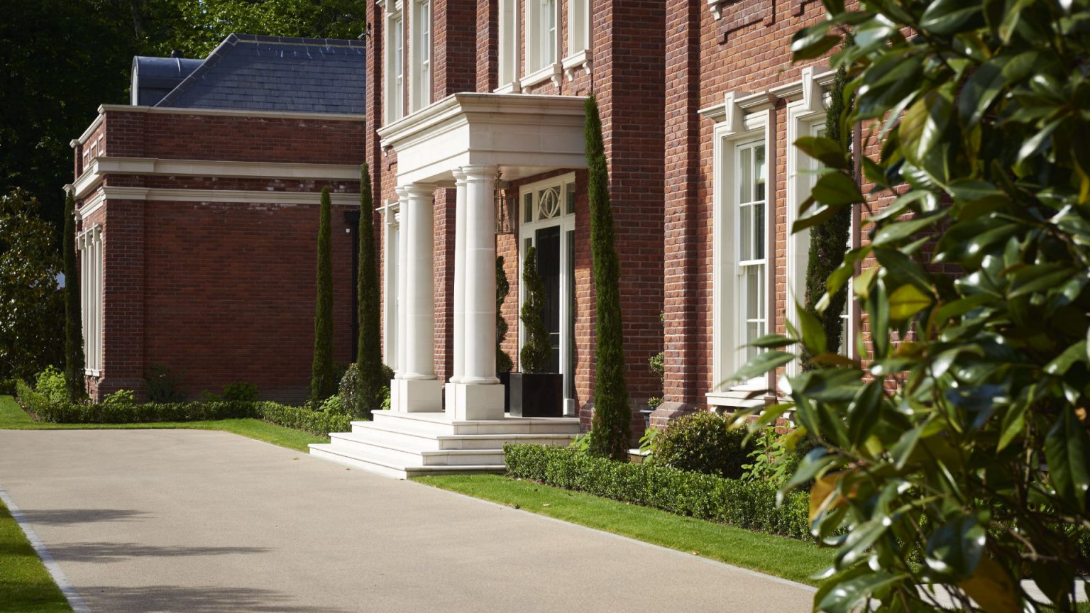 Redridge – New build properties developed for Private Clients.